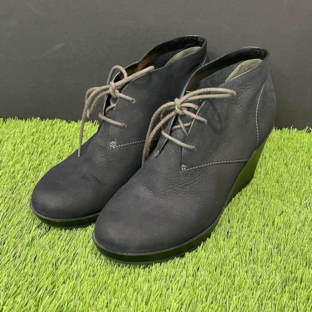 Cole Haan Air Britt Desert Ankle Chukka Boots